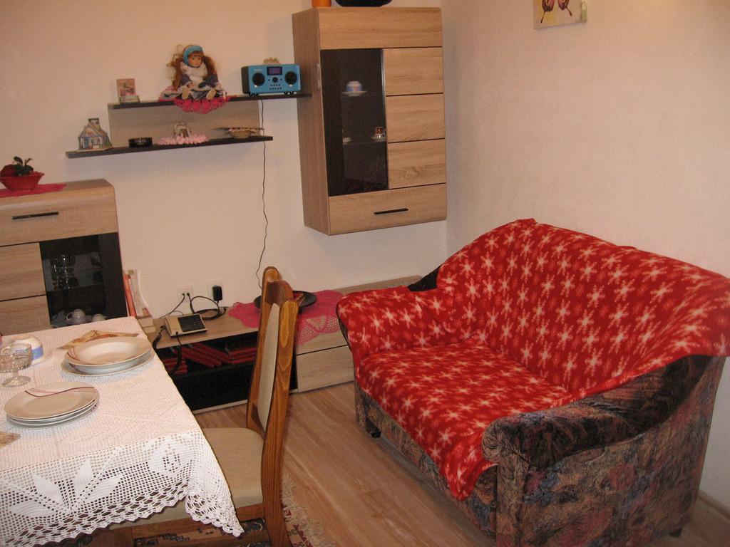 Apartments Alen Pazin Eksteriør bilde