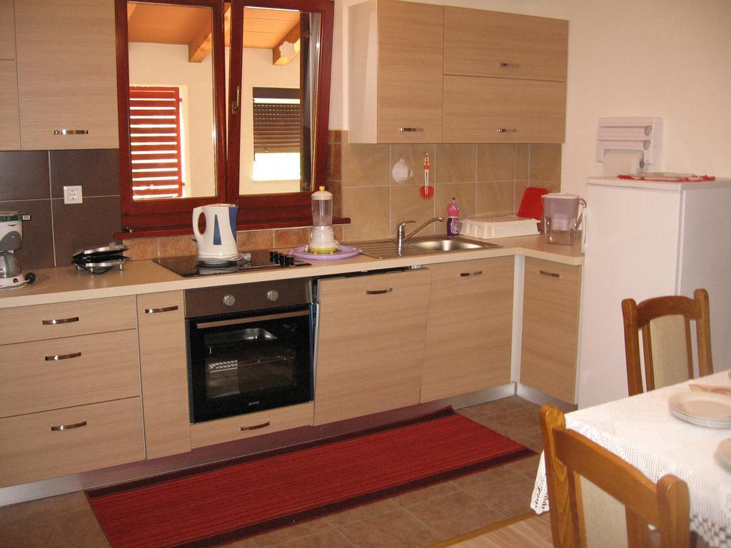 Apartments Alen Pazin Eksteriør bilde